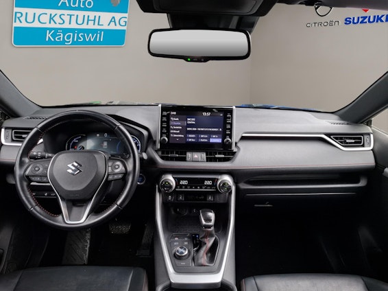 Vehicle image 8