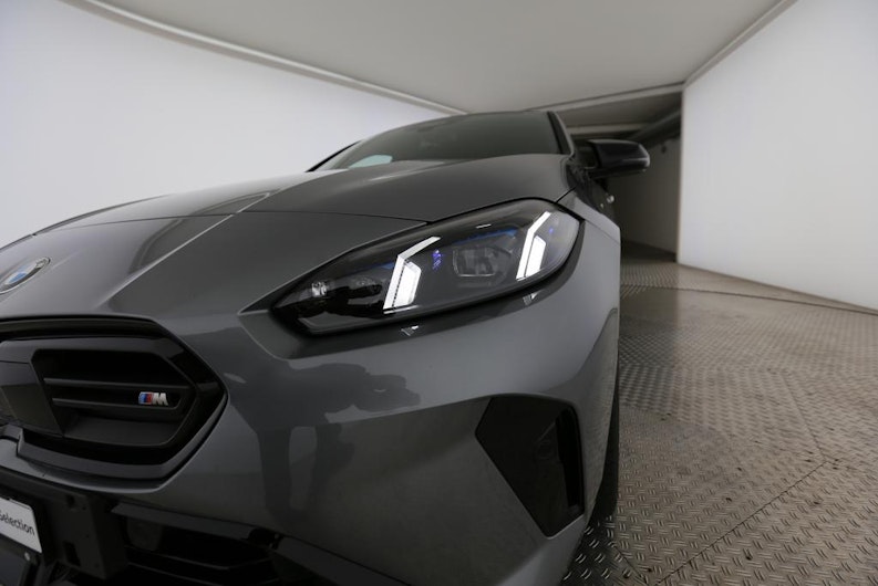 Vehicle image BMW 1 SERIES