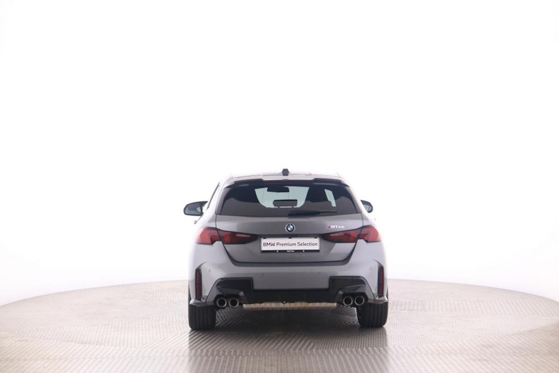 Vehicle image BMW 1 SERIES