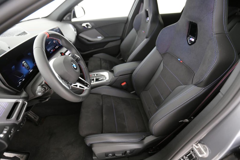 Vehicle image BMW 1 SERIES