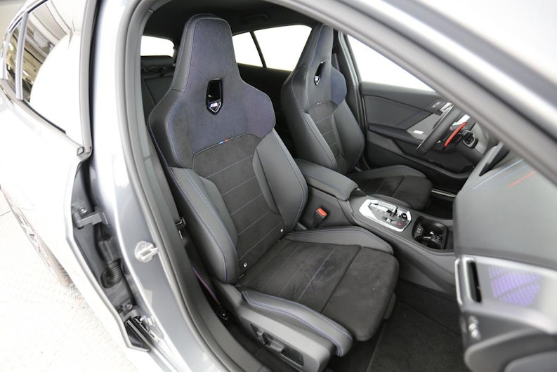 Vehicle image BMW 1 SERIES