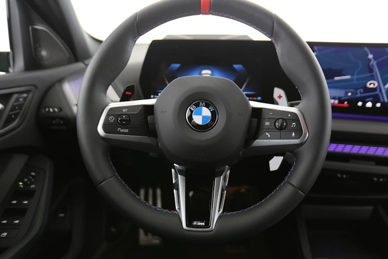 Vehicle image BMW 1 SERIES