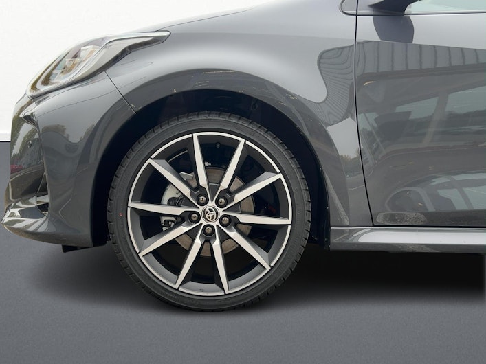 Vehicle image TOYOTA YARIS