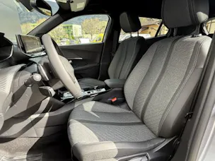 Peugeot 2008 1.2 PT Allure Prem.