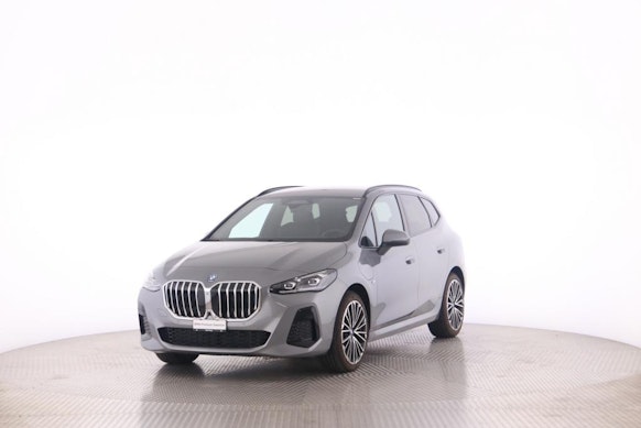 BMW 230e xDrive Active Tourer 0