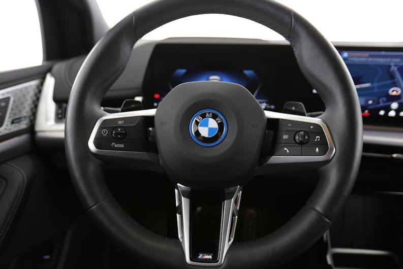 Vehicle image BMW 2 SERIES