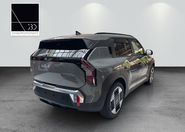 Vehicle image 2 Vehicle image 2