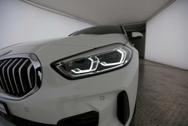 Vehicle image BMW 1 SERIES
