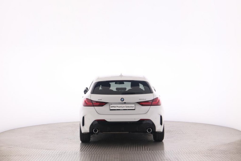 Vehicle image BMW 1 SERIES