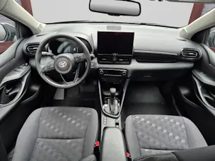 Toyota Yaris 1.5 VVT-i HSD Trend