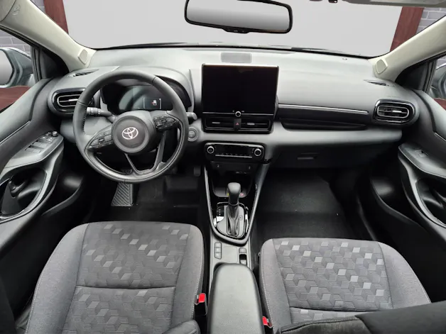 Toyota Yaris 1.5 VVT-i HSD Trend