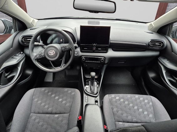 Vehicle image 8 Vehicle image 8