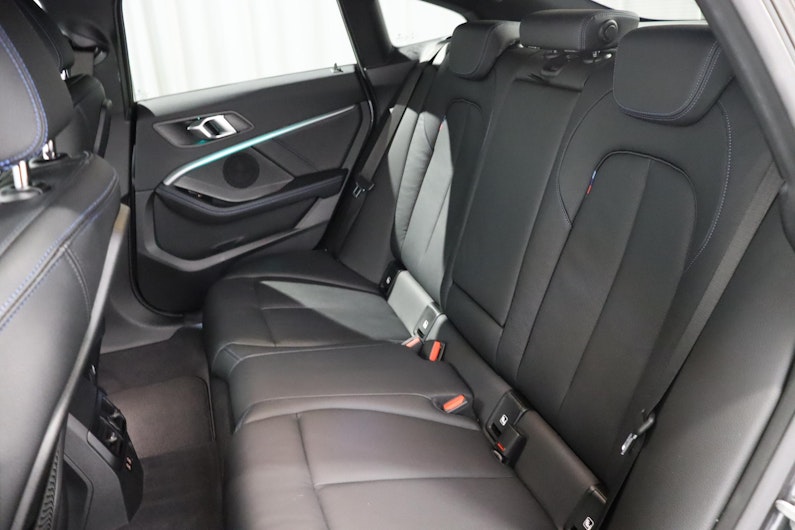 Vehicle image BMW 2 SERIES