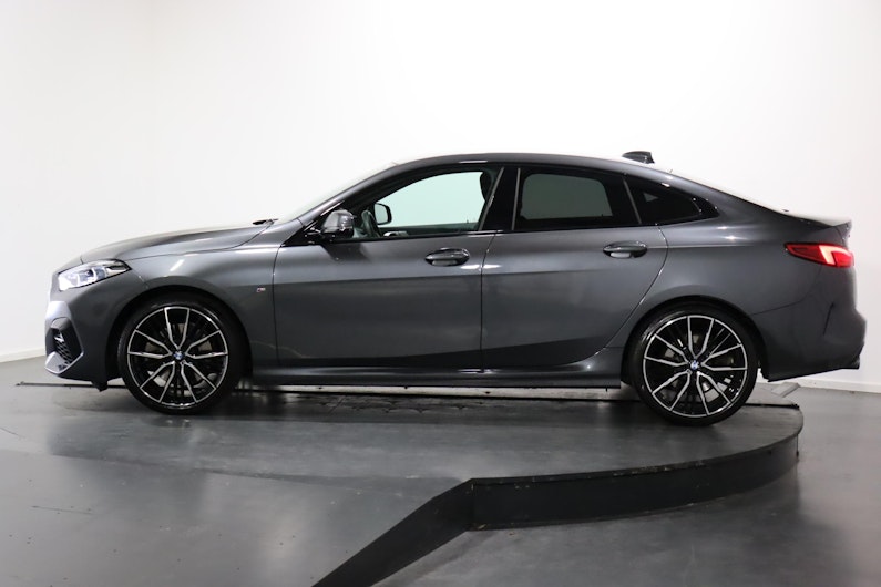Vehicle image BMW 2 SERIES