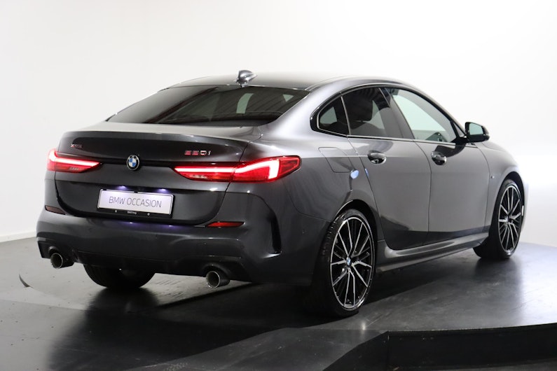 Vehicle image BMW 2 SERIES