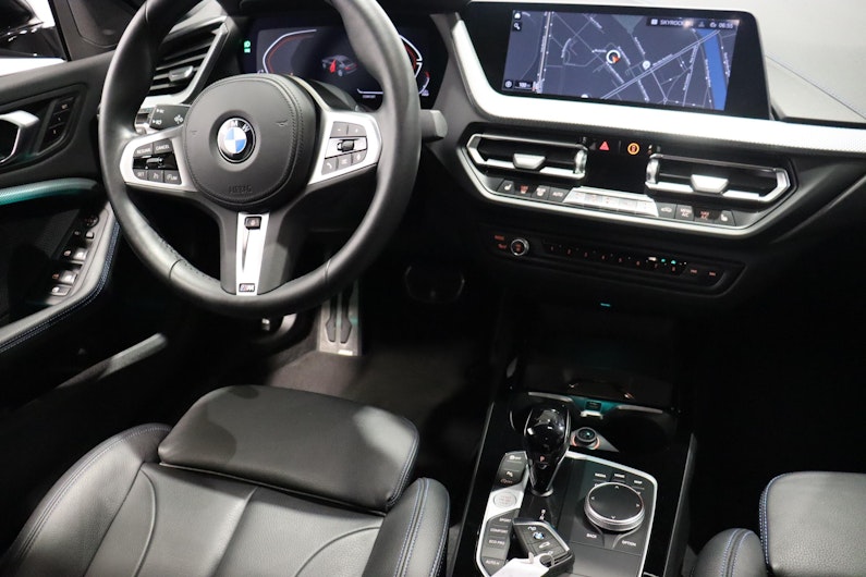 Vehicle image BMW 2 SERIES