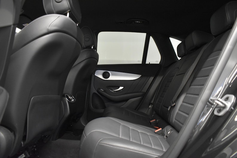 Vehicle image MERCEDES-BENZ GLC 200