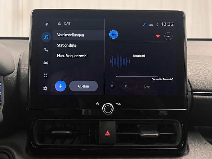 Vehicle image TOYOTA YARIS