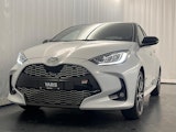 First vehicle image