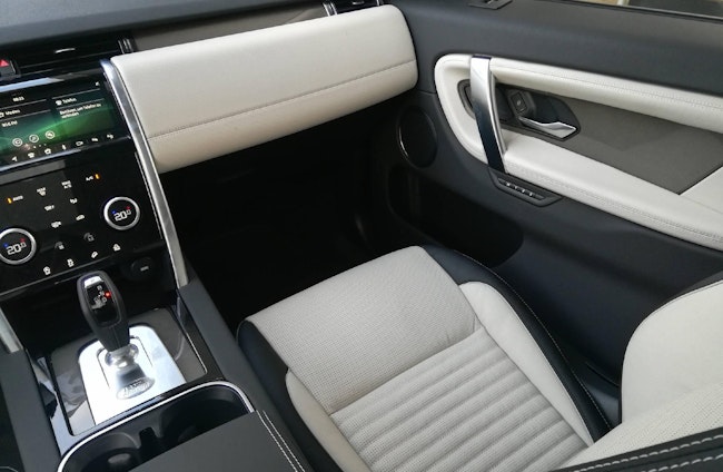 Vehicle image 12 Vehicle image 12