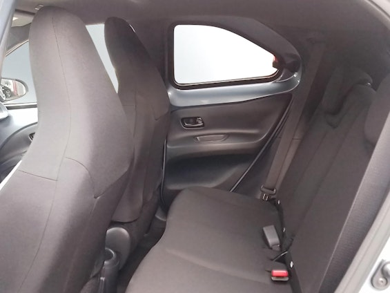 Vehicle image 9 Vehicle image 9