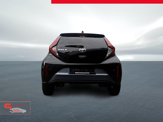 Vehicle image 6 Vehicle image 6