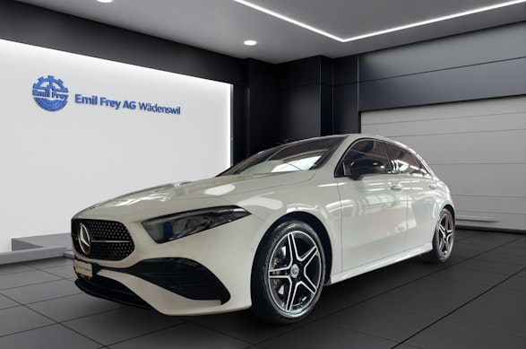 MERCEDES-BENZ A 180 Night Star AMG Line 0 MERCEDES-BENZ A 180 Night Star AMG Line 0