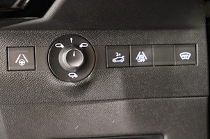 Vehicle image DS AUTOMOBILES 7 Crossback 1.6 PureTech 225 Rivoli