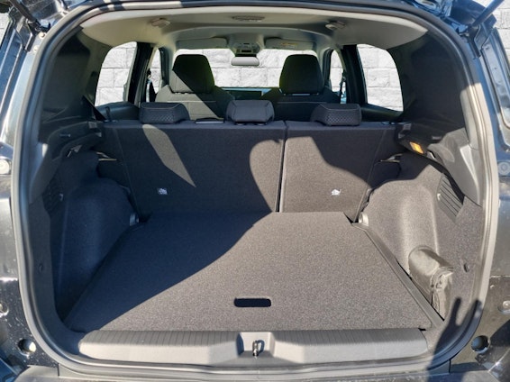 Vehicle image 8 Vehicle image 8