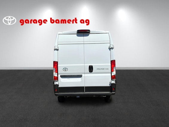 Vehicle image 4 Vehicle image 4