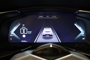 Vehicle image DS AUTOMOBILES 7 Crossback 1.6 E-Tense Louvre 4x4