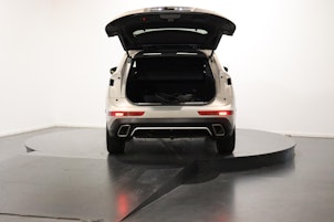 Vehicle image DS AUTOMOBILES 7 Crossback 1.6 E-Tense Louvre 4x4