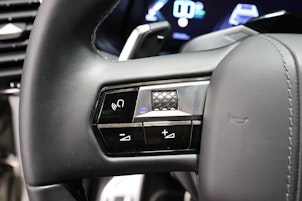 Vehicle image DS AUTOMOBILES 7 Crossback 1.6 E-Tense Louvre 4x4