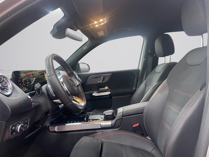 Vehicle image MERCEDES-BENZ EQB 350