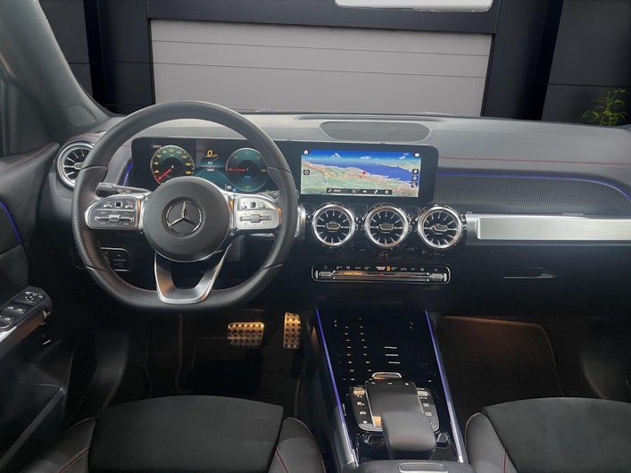 Vehicle image MERCEDES-BENZ EQB 350