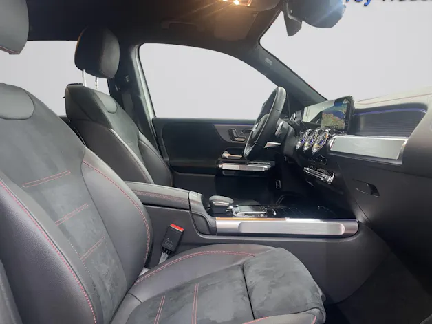 Mercedes-Benz EQB 350 4MATIC Swiss Star AMG Line
