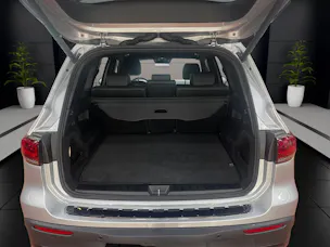 Mercedes-Benz EQB 350 4MATIC Swiss Star AMG Line