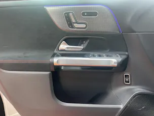 Mercedes-Benz EQB 350 4MATIC Swiss Star AMG Line
