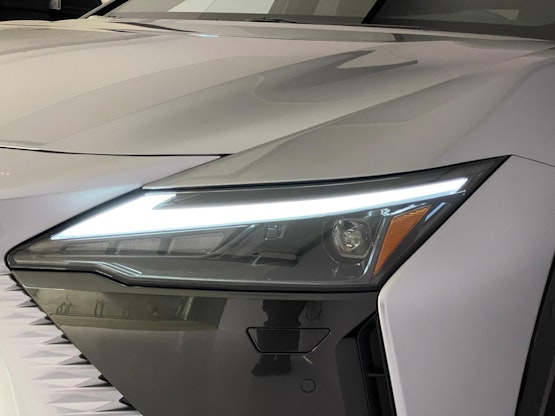 Vehicle image 19 Vehicle image 19