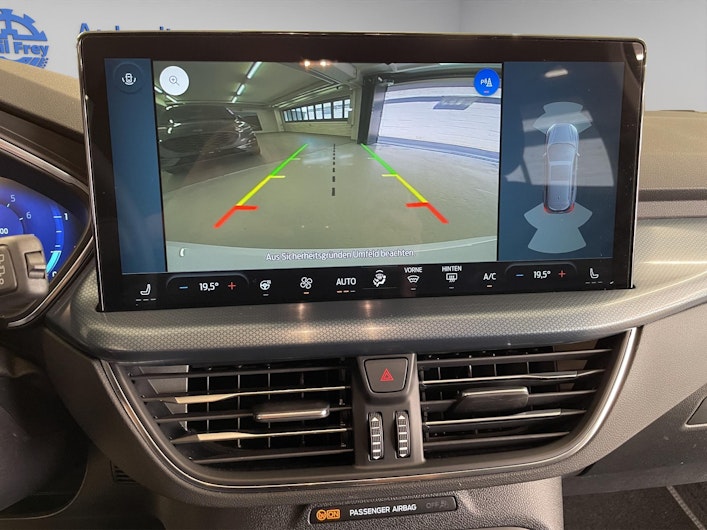 Vehicle image FORD FOCUS