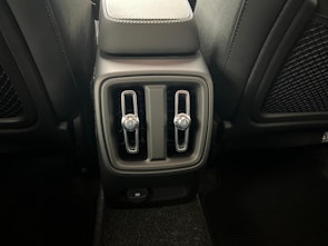 Vehicle image VOLVO C40 P8 Twin Recharge Ultimate AWD / 3,99% Leasing inkl. 1 Jahr Protect Autoversicherung