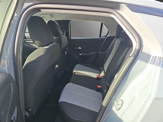 Vehicle image 9 Vehicle image 9