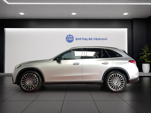 MERCEDES-BENZ GLC 220 d AMG Line 4matic 3