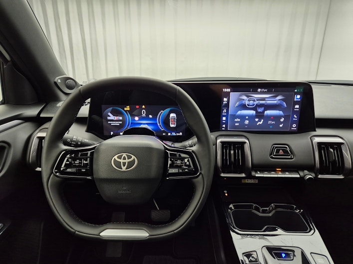 Vehicle image TOYOTA UrbanCruiser