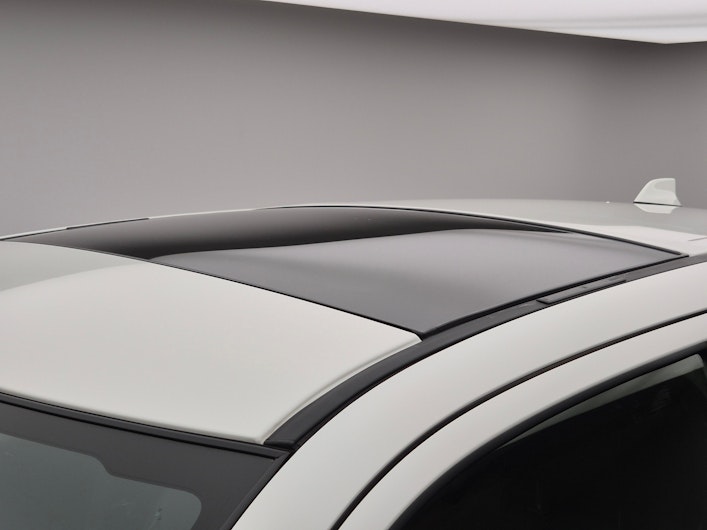 Vehicle image TOYOTA UrbanCruiser