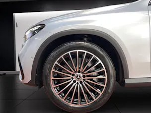 Mercedes-Benz GLC 200 4MATIC AMG Line