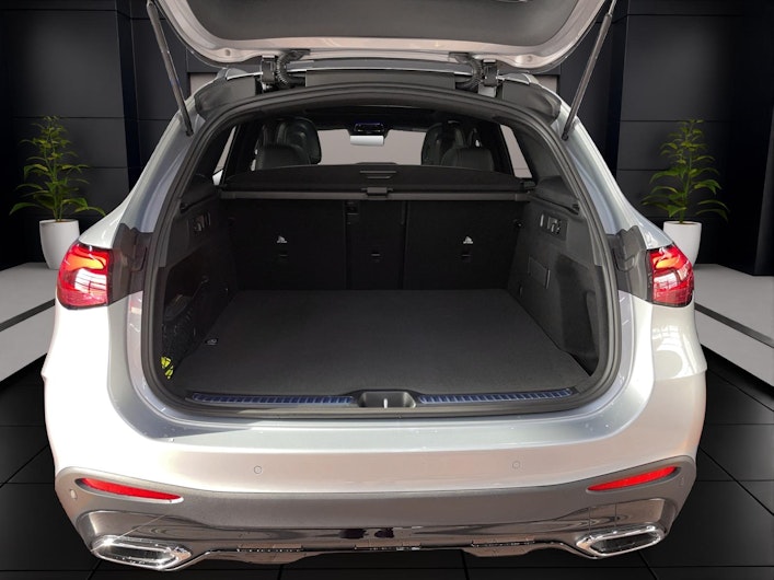 Vehicle image MERCEDES-BENZ GLC 200