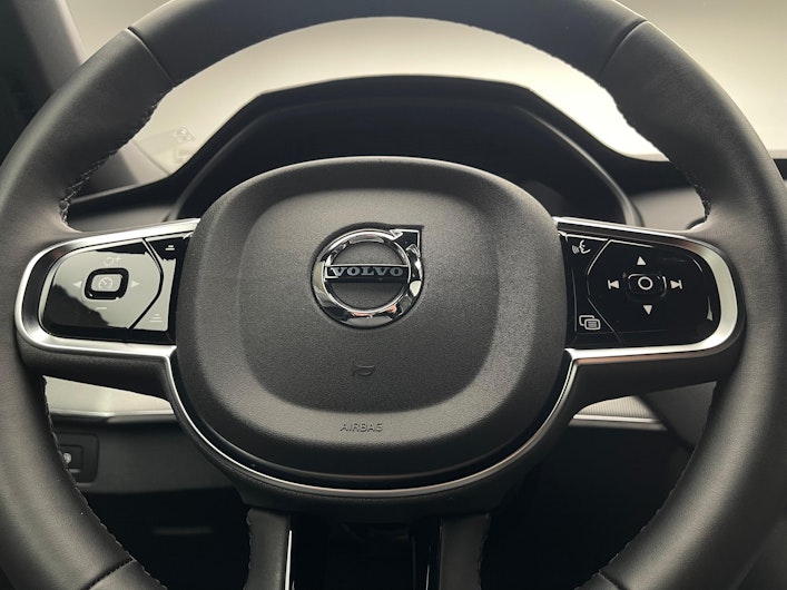 Vehicle image VOLVO XC90