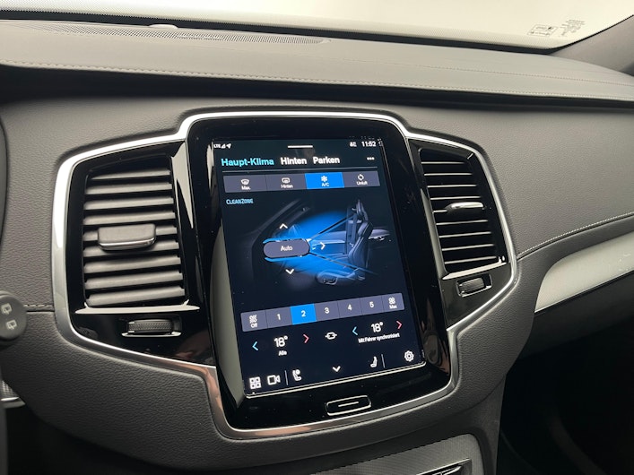 Vehicle image VOLVO XC90