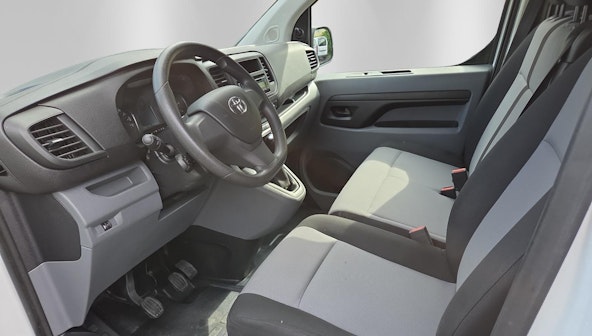 Vehicle image 10 Vehicle image 10